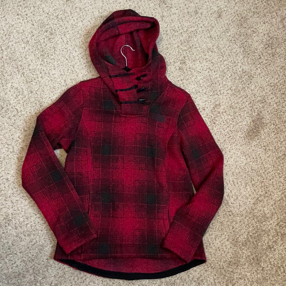 North Face women’s pull over size small